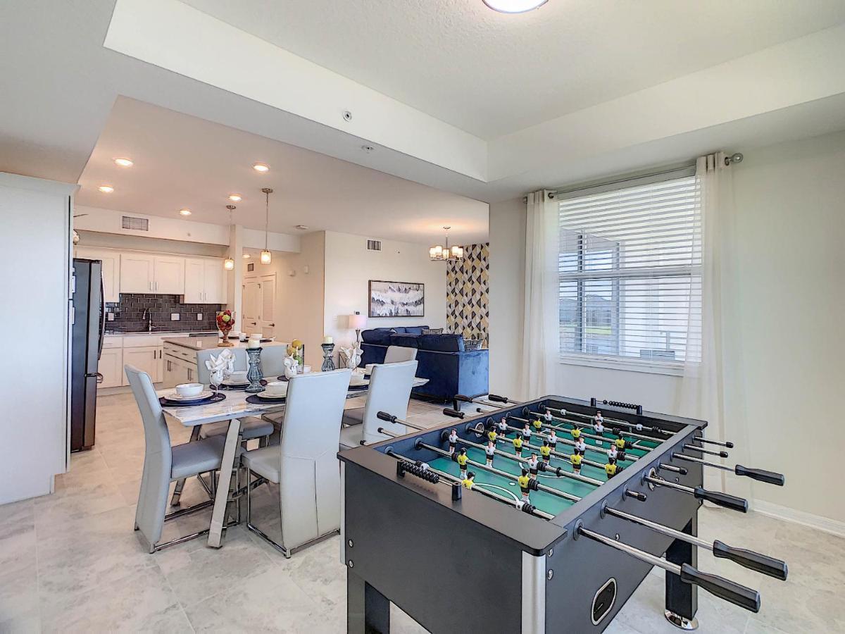 3131 Paradox Cir Unit 203 키시미 외부 사진